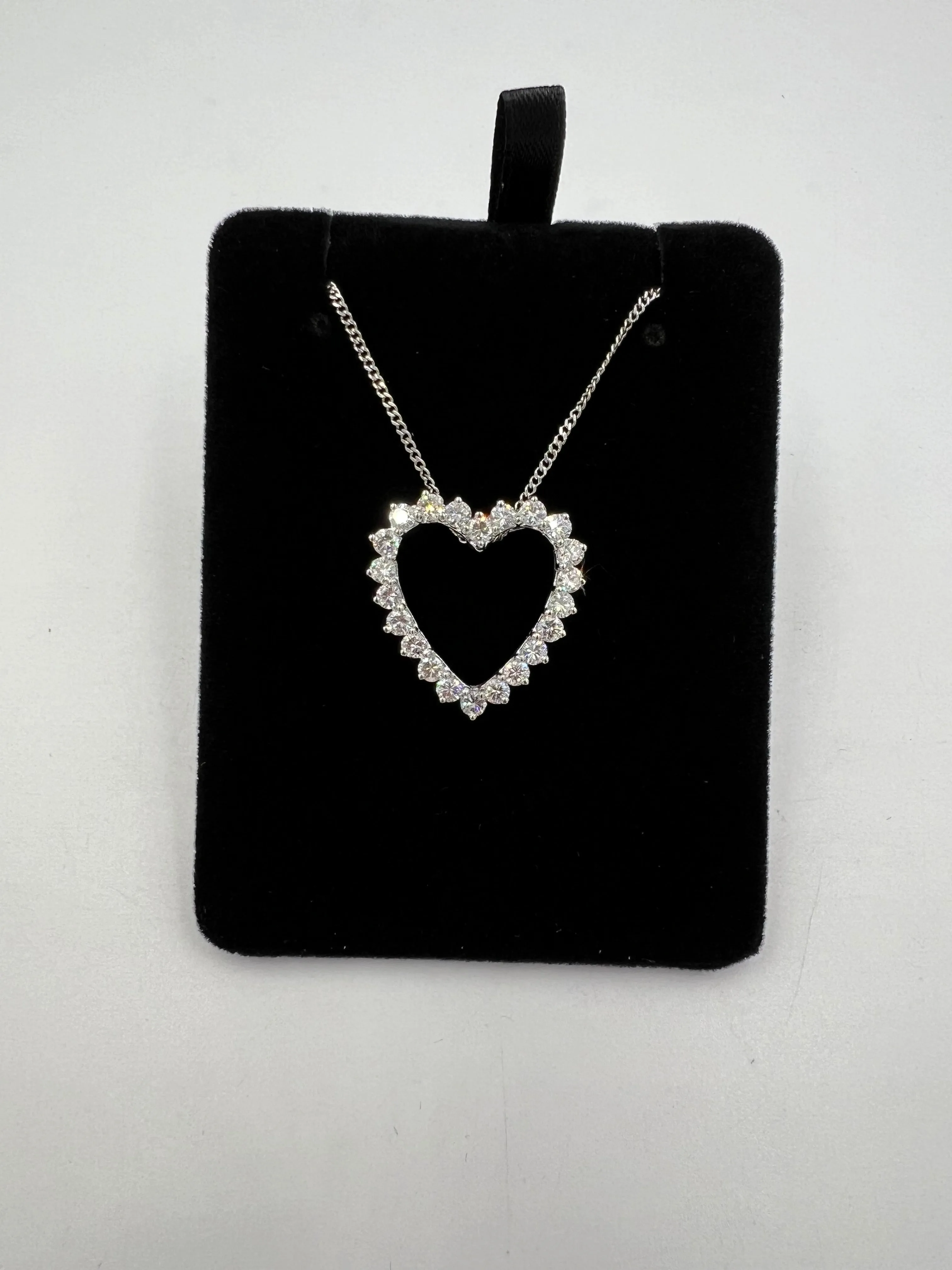 1970s Diamond Open Heart White Gold Pendant