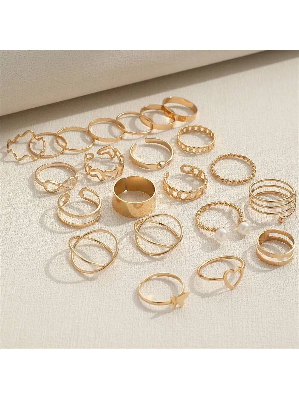 22pcs Simple & Versatile Personality Butterfly Rings With Multi-Joint Design, Niche Heart-Shaped Rings For Women, Gold Color