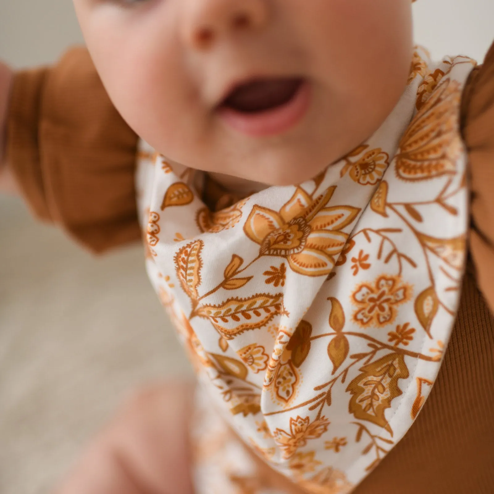 BOHEME organic cotton jersey dribble bib