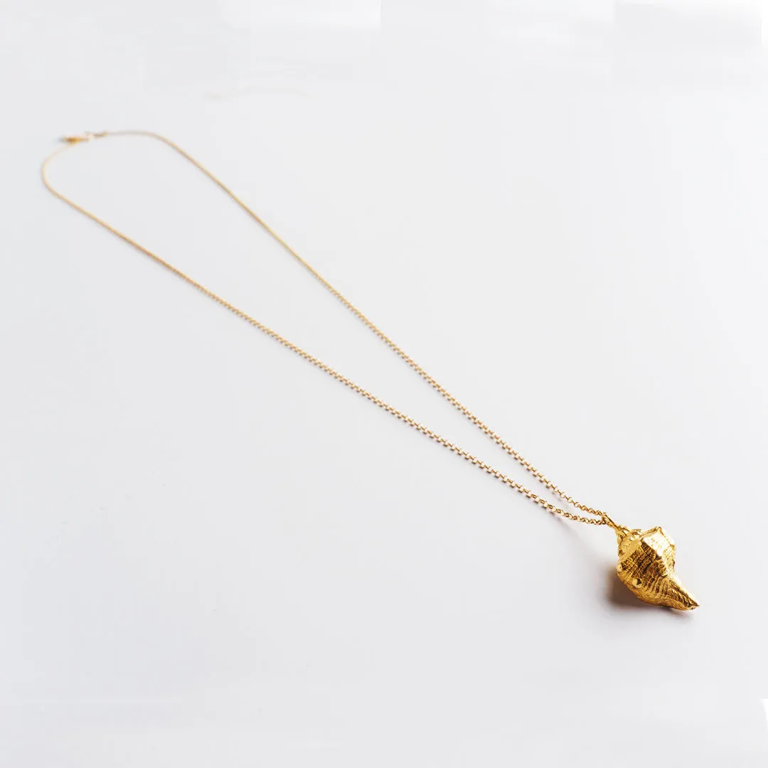 Extravaganza seashell - long chain necklace - silver 925 - gold plated