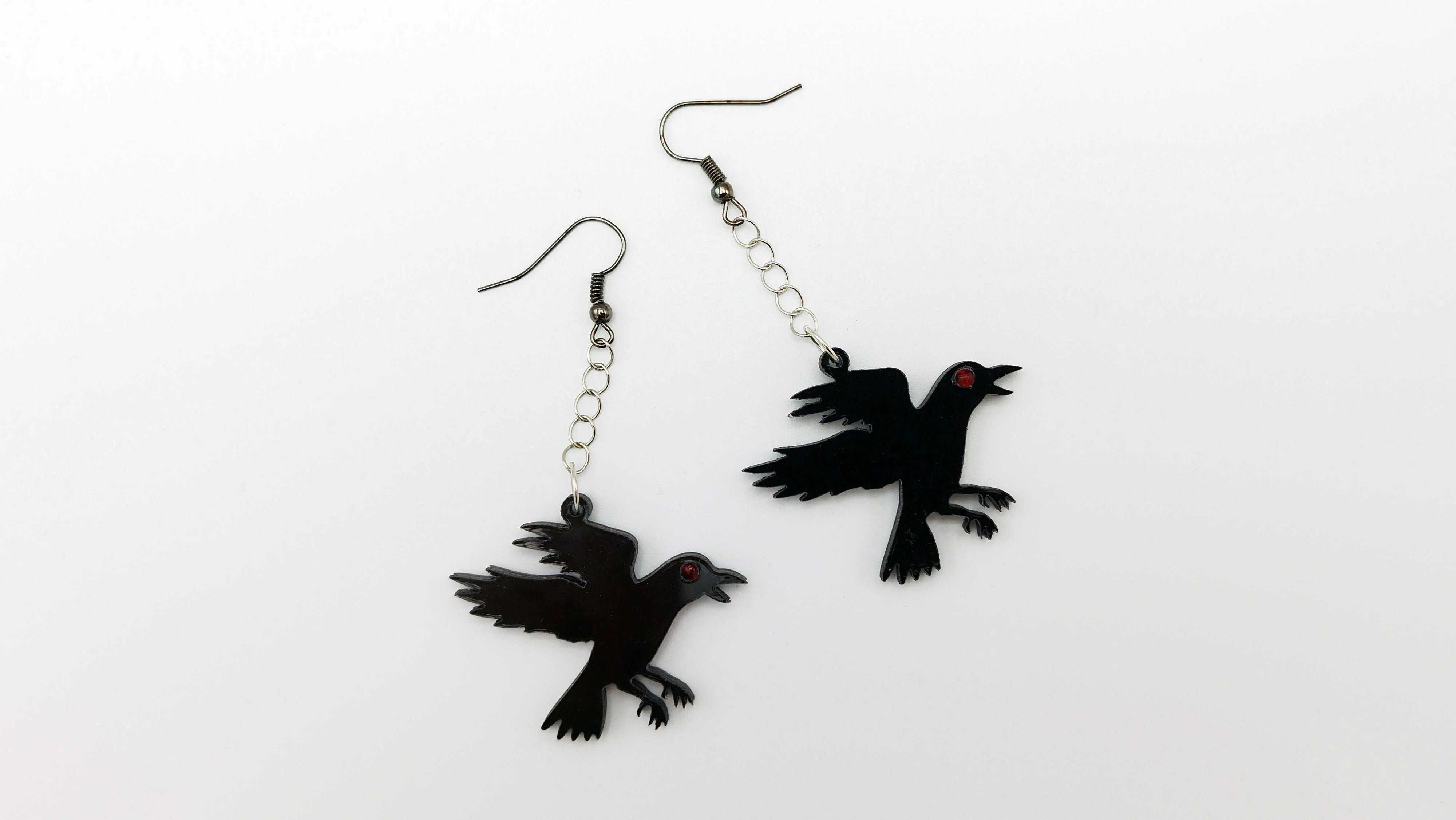 FLYING RAVEN EARRINGS | Where elegance meets gothic allure!