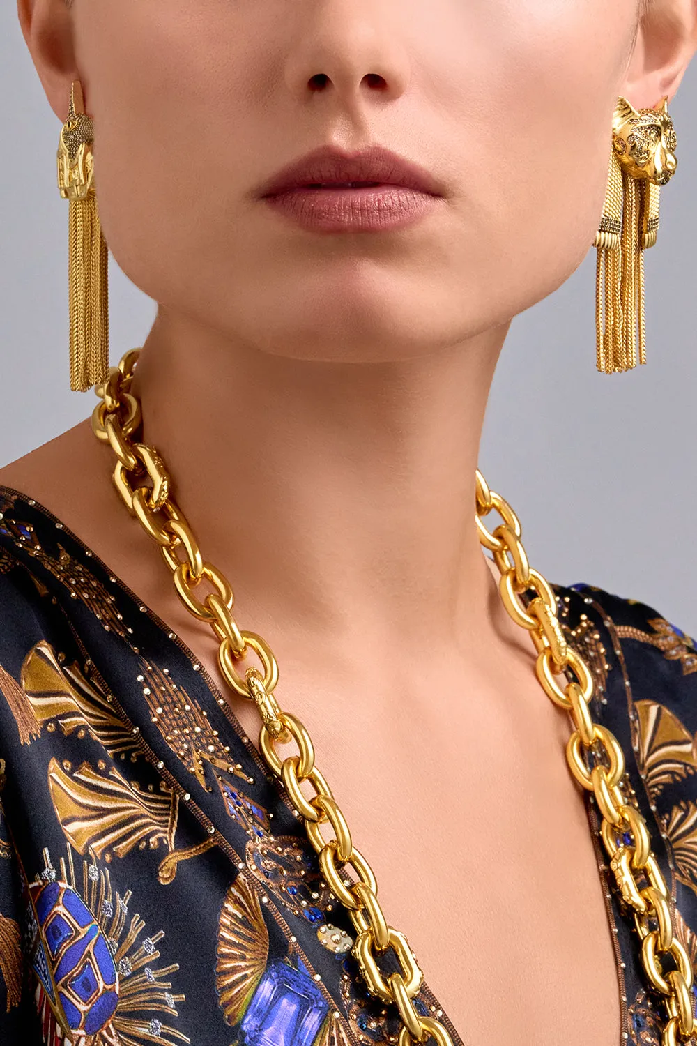 GLOBAL NOMAD TASSEL EARRINGS GOLD