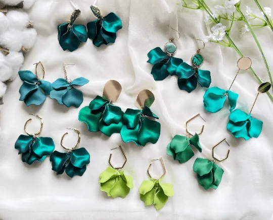 Green - Dark green matte flower earrings |dangly earrings | frosted petals hoop statement earrings | unique gold geometric floral earrings