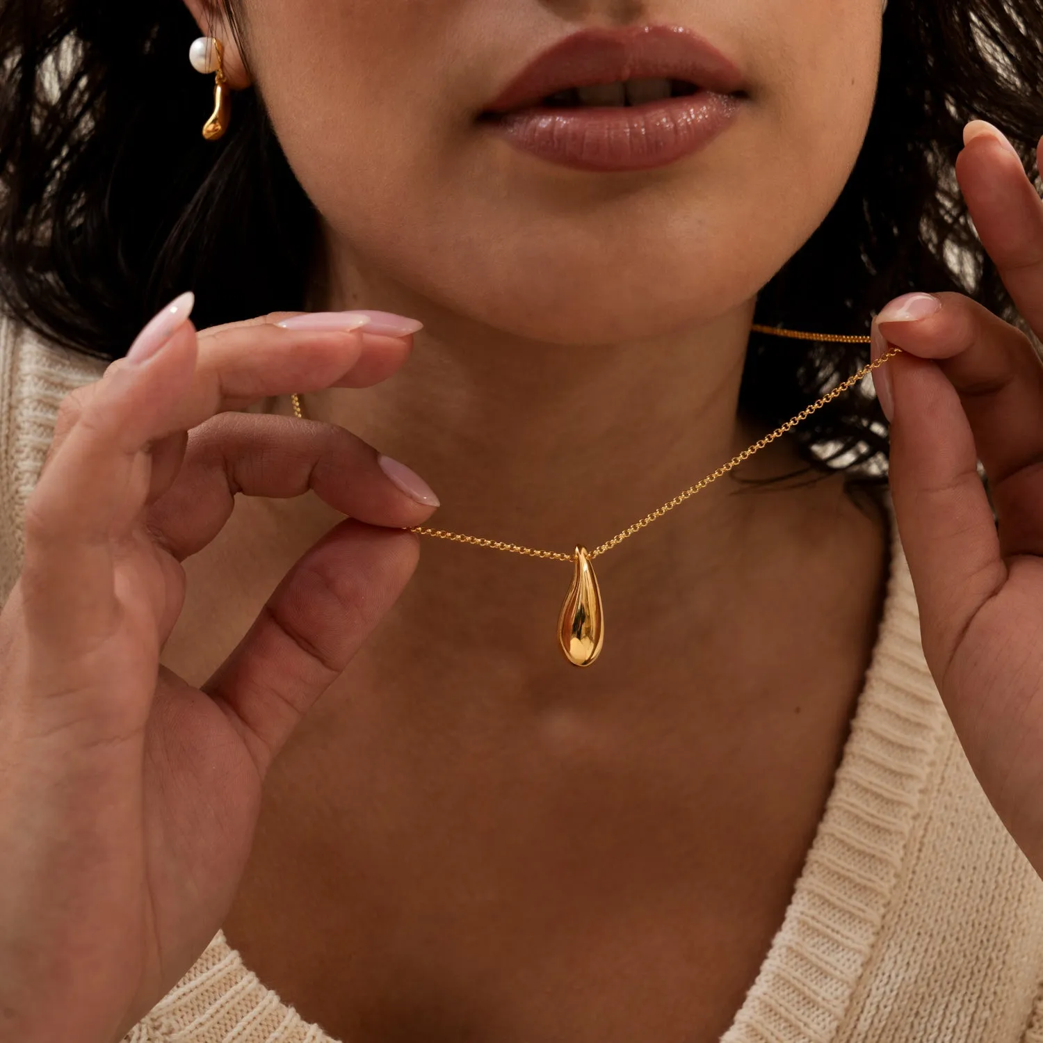 Large Pebble Droplet Pendant