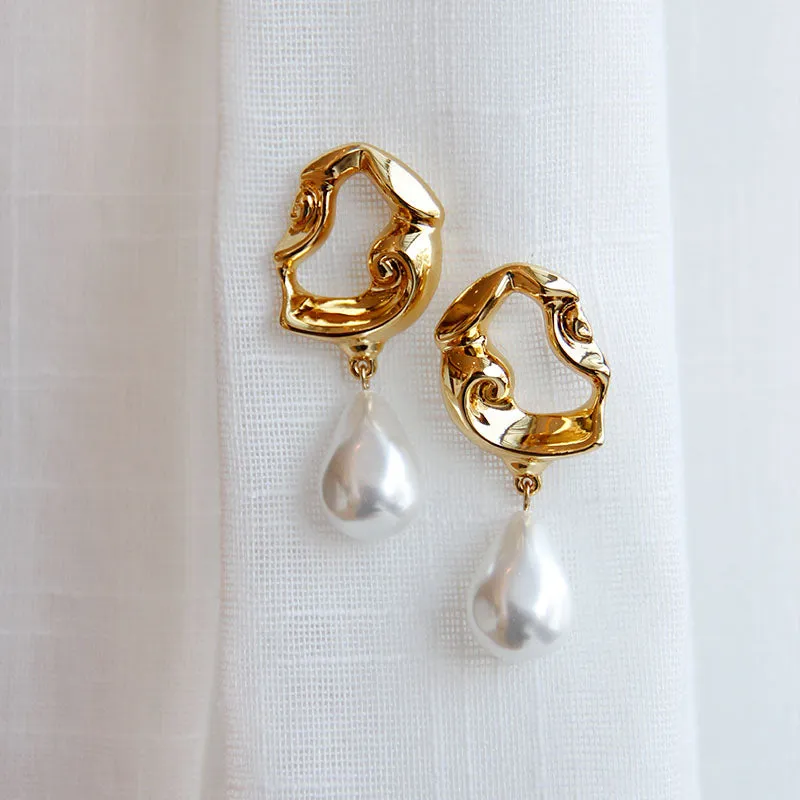 Lava Pearl Earrings