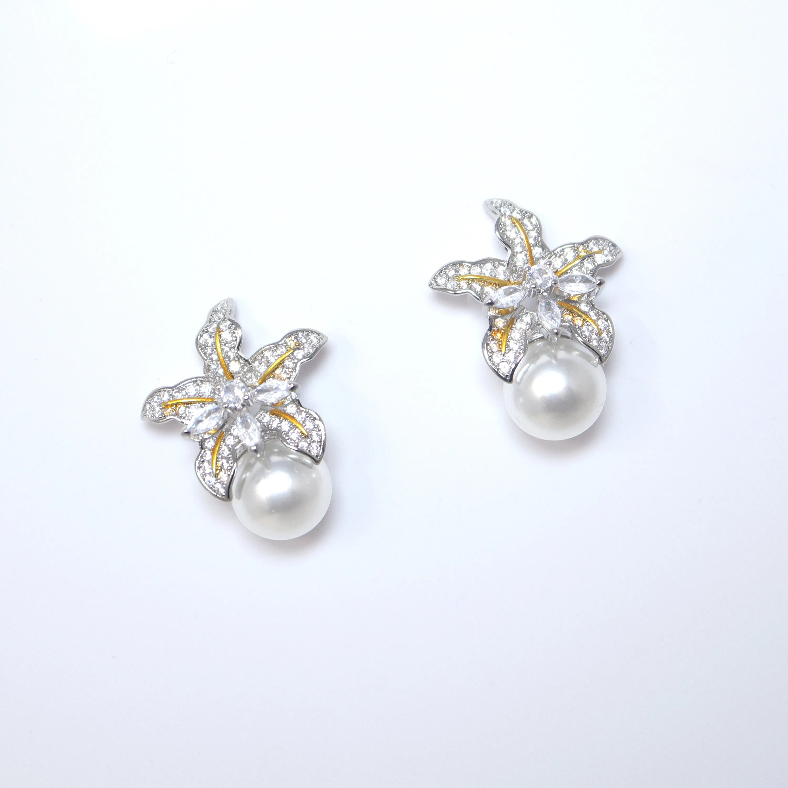 Majestic Starfish Treasures: Swarovski Silver Gold Starfish Holding Pearl Stud Earrings for Brides, Bridal Earrings, Statement Earrings Cz