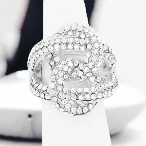 OLIVIA - clear silver twisted rhinestone ring