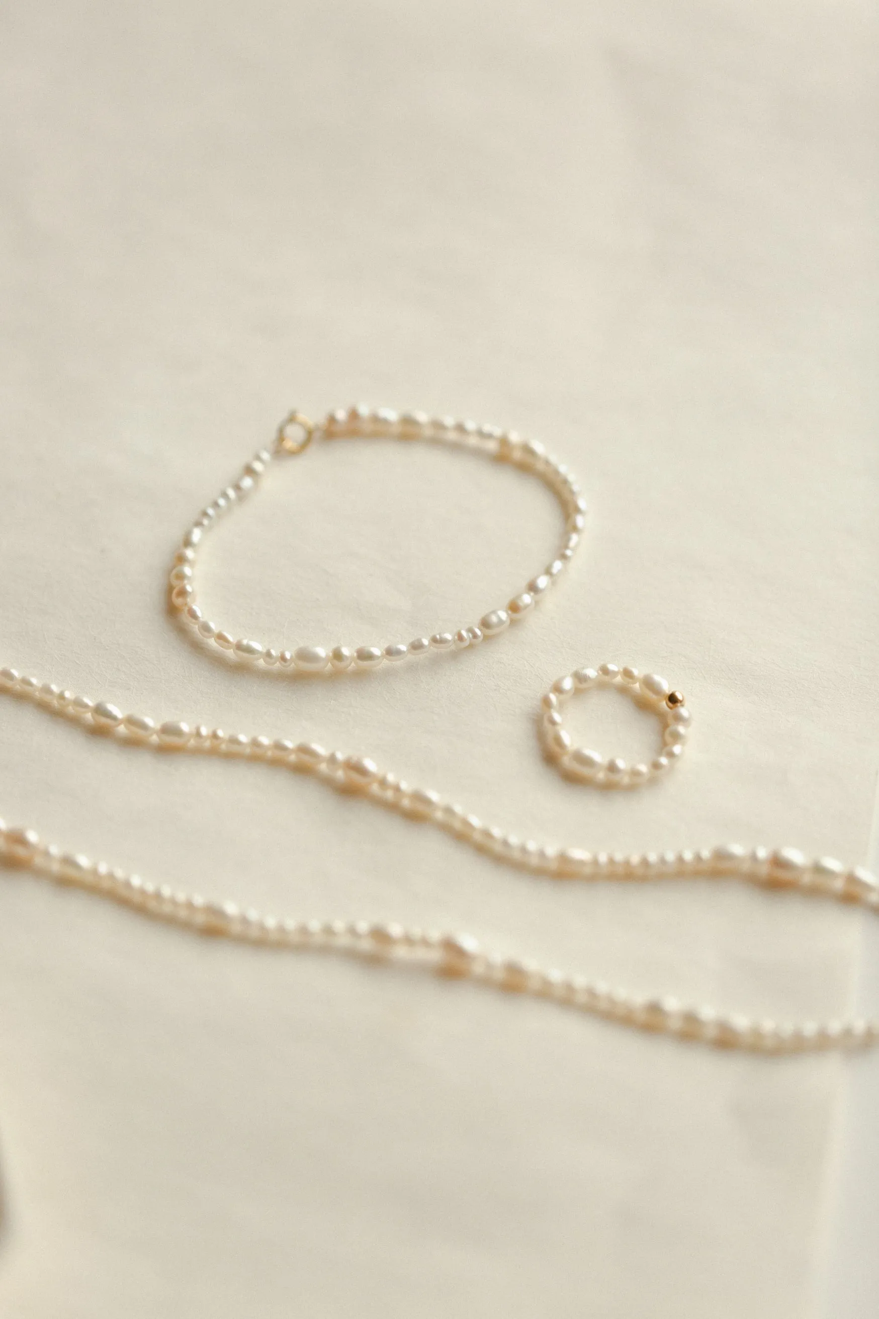 Organic Pearl Strand Bracelet