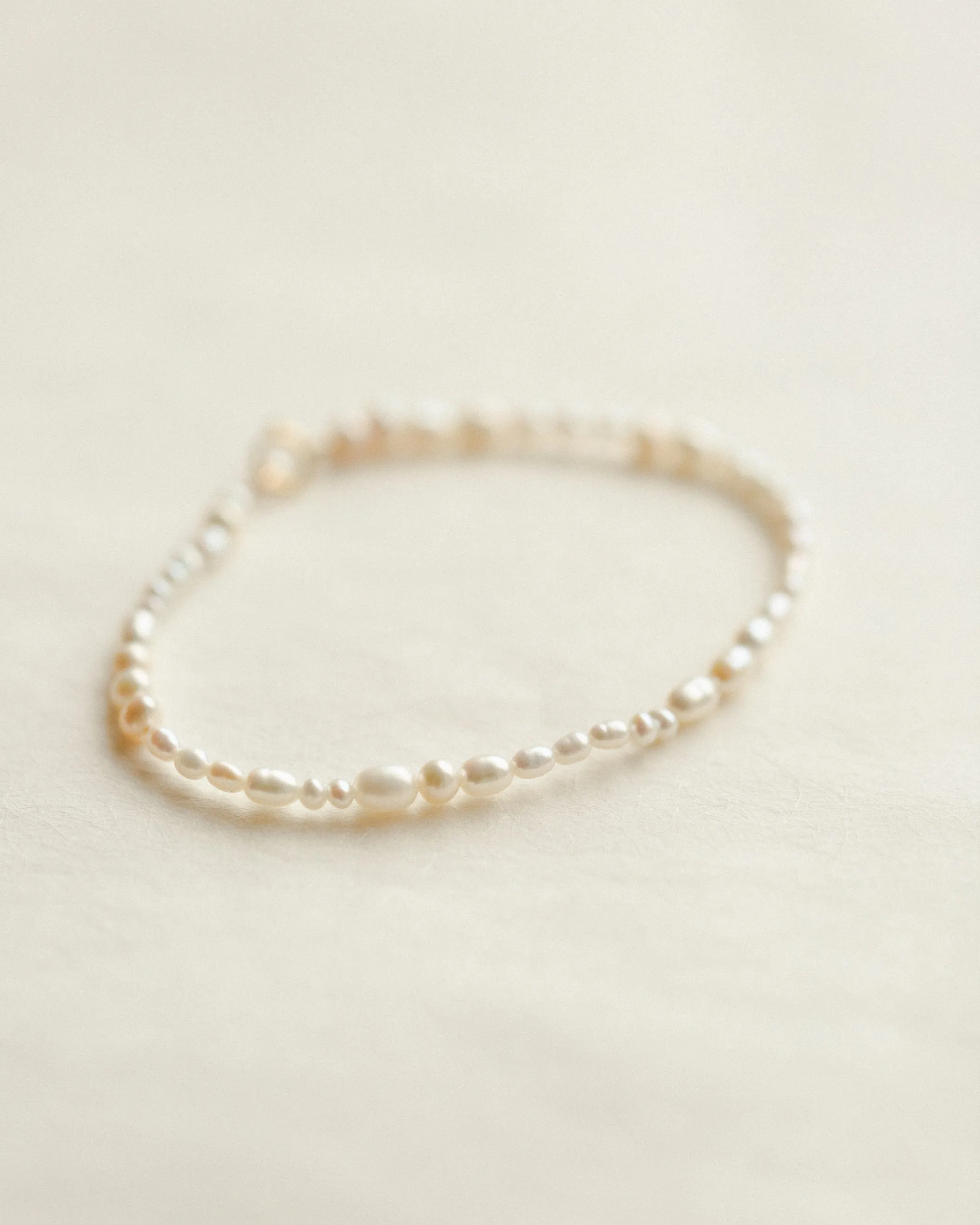 Organic Pearl Strand Bracelet