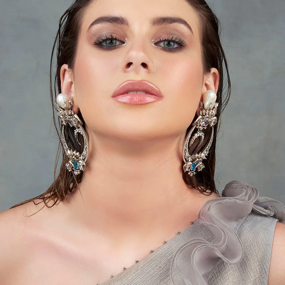 Qamar Chandbali Earrings