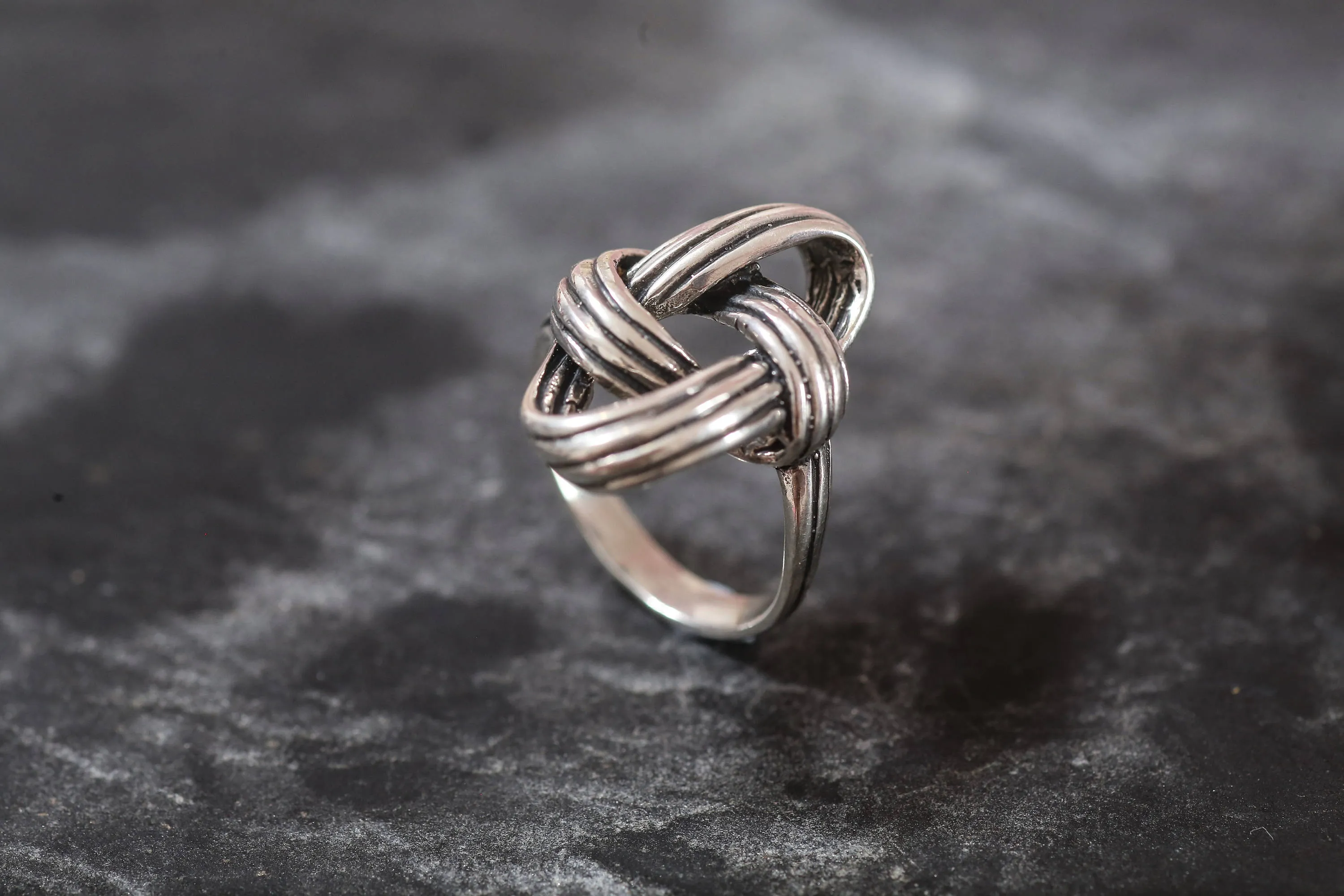 Silver Knot Ring - Infinity Ring - Statement Knot Ring