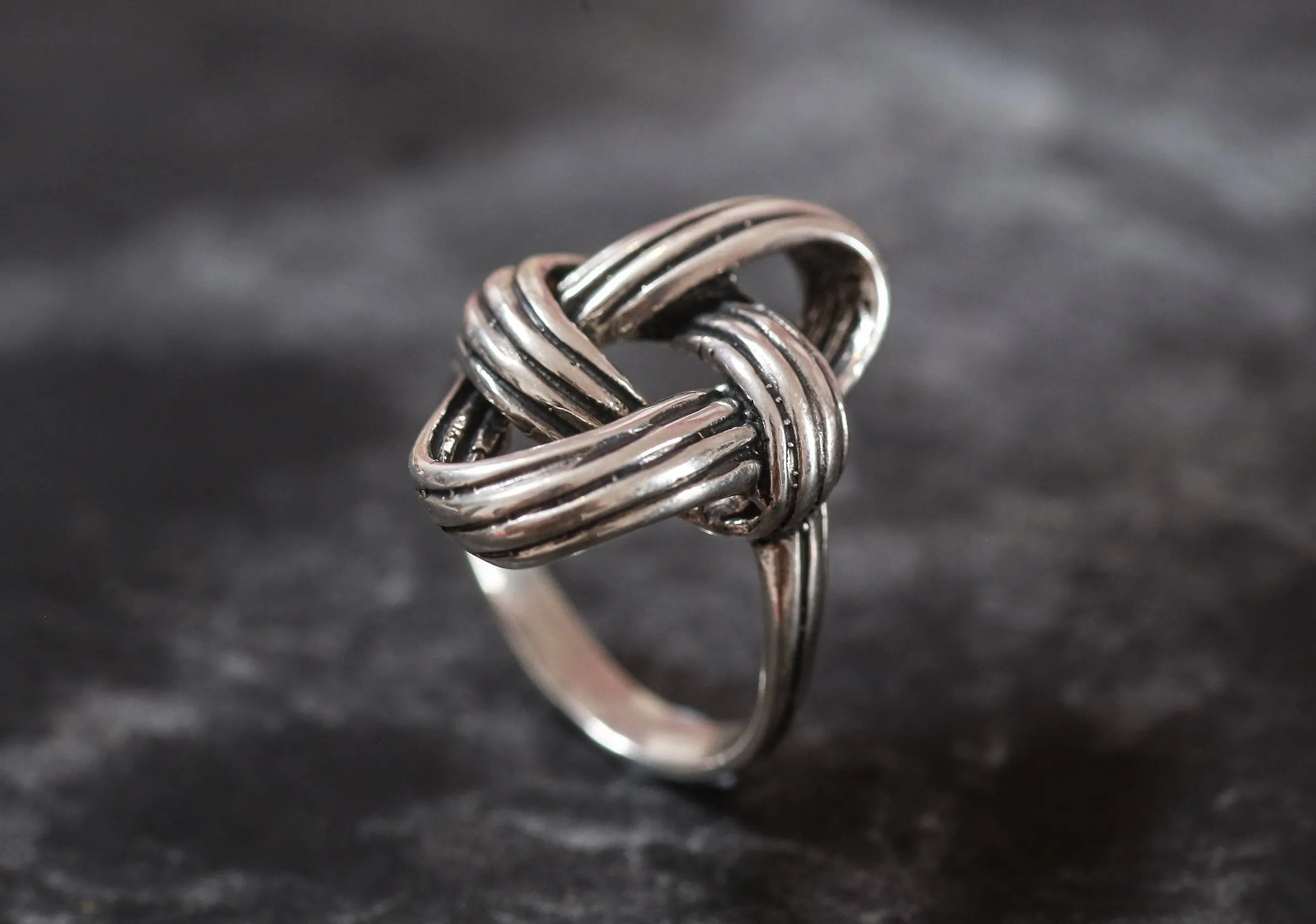 Silver Knot Ring - Infinity Ring - Statement Knot Ring