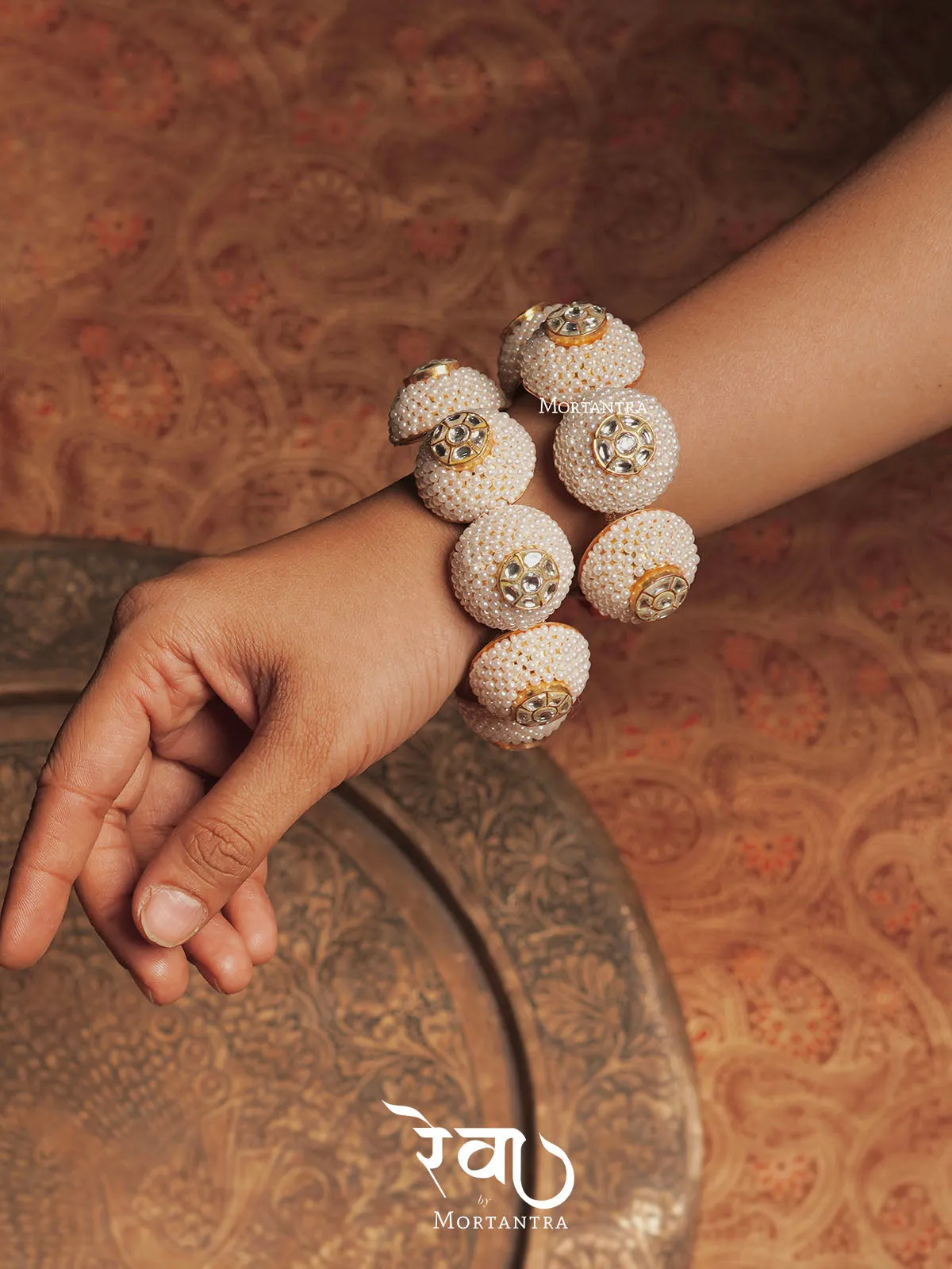 White Color Gold Plated Jadau Kundan Bangles - MB143